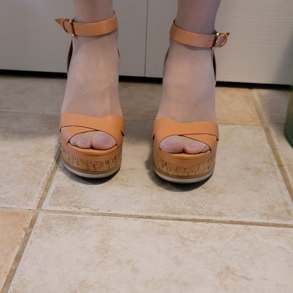Beige Platform Wedgey "Aldo' Sandals - Picture 2 of 6